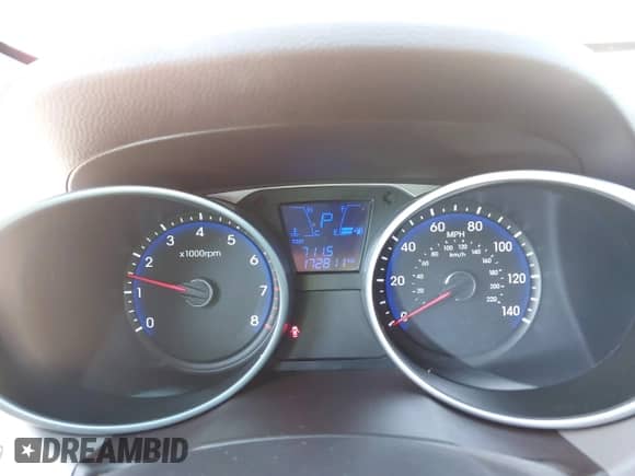 2013 Hyundai Tucson GLS с VIN KM8JU3AC1DU547081, выставлен на аукционе IAAI как лот 43605992 с пробегом 172 811 миль миль и . История ставок и продаж доступна на DreamBid. Изображение 7.