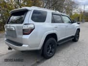 ✅ 2015 Toyota 4Runner Limited • VIN: JTEBU5JR8F5203717 • Лот: 43749087. Опубликован ранее на IAAI с пробегом Не указан. Бесплатный доступ к архиву аукционных продаж из США и подробный отчёт об истории автомобиля на DreamBid. Изображение 4.