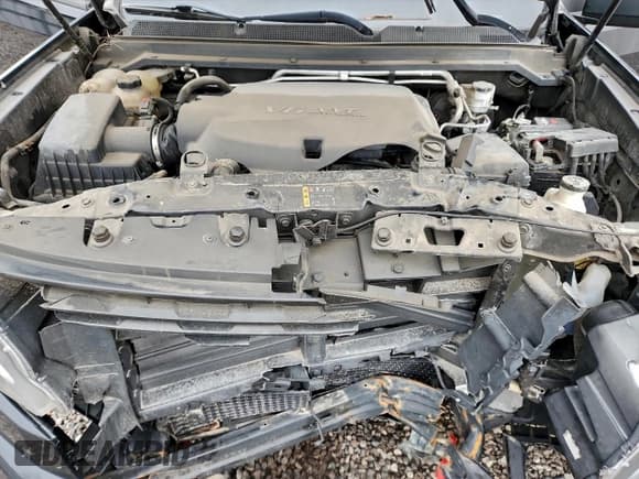 ✅ 2018 Chevrolet Colorado 4WD LT • VIN: 1GCGTCEN9J1279892 • Lot: 94308795. Listed on Copart with 186,692 mi. Free auction sales archive from the USA and detailed vehicle history report at DreamBid. Image 11.