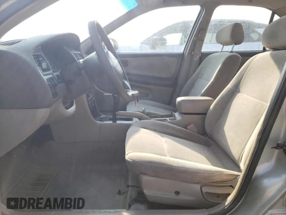 ✅ 1998 Nissan Altima XE • VIN: 1N4DL01D9WC264583 • Lot: 62111635. Listed on Copart with 100,427 mi. Free auction sales archive from the USA and detailed vehicle history report at DreamBid. Image 7.