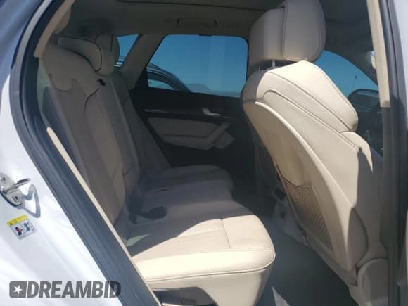✅ 2023 Audi Q5 S line Prestige • VIN: WA1FAAFY1P2197568 • Lot: 58083445. Wystawiony na Copart z przebiegiem Nie podano. Bezpłatny archiwum sprzedaży aukcyjnych z USA i szczegółowy raport historii pojazdu na DreamBid. Zdjęcie 11.
