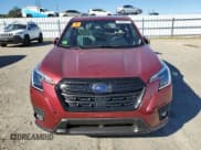 ✅ 2024 Subaru Forester Premium • VIN: JF2SKACC4RH518305 • Lot: 82564015. Wystawiony na Copart z przebiegiem 6 378 mil. Bezpłatny archiwum sprzedaży aukcyjnych z USA i szczegółowy raport historii pojazdu na DreamBid. Zdjęcie 5.