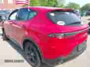 2024 Dodge Hornet R/T Plus z VIN ZACPDFDW5R3A16598, wystawiony jako IAAI lot #42248553 z przebiegiem 12 237 mil mil oraz . Historia ofert i sprzedaży dostępna na DreamBid. Obrazek 3.