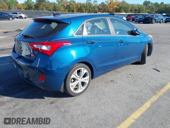 2014 Hyundai Elantra z VIN KMHD35LH8EU185532, wystawiony jako IAAI lot #43601600 z przebiegiem 131 449 mil mil oraz . Historia ofert i sprzedaży dostępna na DreamBid. Obrazek 4.