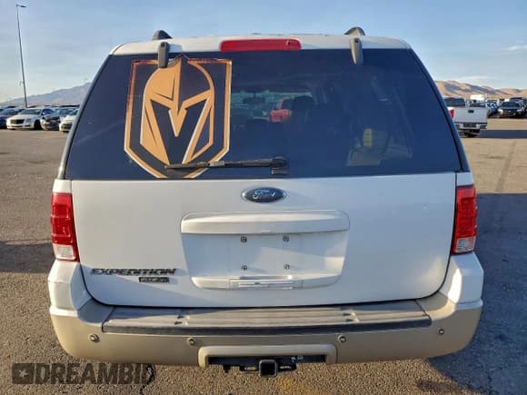 ✅ 2005 Ford Expedition Eddie Bauer • VIN: 1FMFU18545LA33105 • Lot: 94583875. Wystawiony na Copart z przebiegiem 248 278 mil. Bezpłatny archiwum sprzedaży aukcyjnych z USA i szczegółowy raport historii pojazdu na DreamBid. Zdjęcie 6.