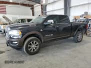 ✅ 2020 Ram 2500 Longhorn • VIN: 3C6UR5GL8LG283453 • Лот: 69774625. Опубликован ранее на Copart с пробегом 47 739 миль. Бесплатный доступ к архиву аукционных продаж из США и подробный отчёт об истории автомобиля на DreamBid. Изображение 1.