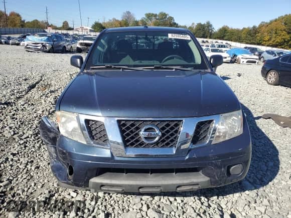 2017 Nissan Frontier SV with VIN 1N6BD0CT8HN778271, listed as a Copart auction lot 82595405 with 161,844 mi miles and Salvage title. Bid and sale history available at DreamBid. Image 5.