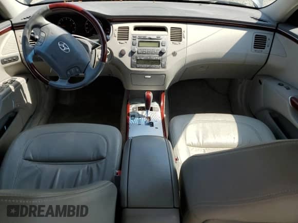 2007 Hyundai Azera SE с VIN KMHFC46F97A224355, выставлен на аукционе Copart как лот 54167585 с пробегом 178 839 миль миль и Списание • Salvage title. История ставок и продаж доступна на DreamBid. Изображение 8.