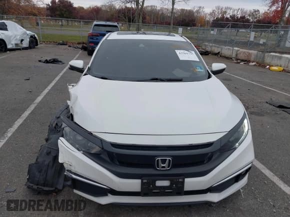 ✅ 2020 Honda Civic EX • VIN: 19XFC1F35LE220173 • Lot: 43561725. Wystawiony na IAAI z przebiegiem 45 886 mil. Bezpłatny archiwum sprzedaży aukcyjnych z USA i szczegółowy raport historii pojazdu na DreamBid. Zdjęcie 6.