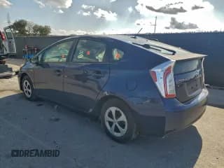 ✅ 2015 Toyota Prius Two • VIN: JTDKN3DU1F0456848 • Lot: 94334735. Wystawiony na Copart z przebiegiem Nie podano. Bezpłatny archiwum sprzedaży aukcyjnych z USA i szczegółowy raport historii pojazdu na DreamBid. Zdjęcie 2.