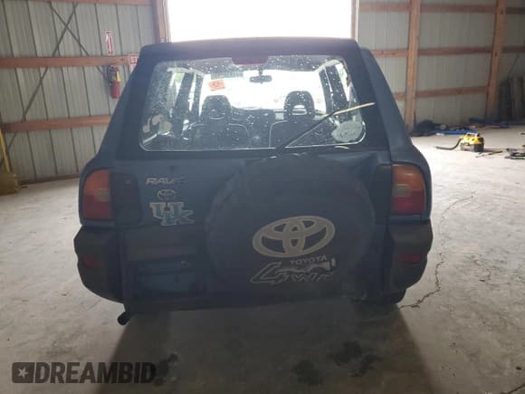 ✅ 1996 Toyota RAV4 • VIN: JT3HP10V5T0073776 • Лот: 57419185. Опубликован ранее на Copart с пробегом 239 249 миль. Бесплатный доступ к архиву аукционных продаж из США и подробный отчёт об истории автомобиля на DreamBid. Изображение 6.