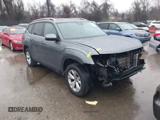 ✅ 2018 Volkswagen Atlas SE • VIN: 1V2DP2CA8JC599869 • Lot: 43819754. Listed on IAAI with 124,842 mi. Free auction sales archive from the USA and detailed vehicle history report at DreamBid. Image 1.