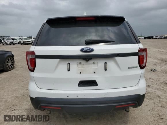 ✅ 2017 Ford Police Interceptor Utility • VIN: 1FM5K8AT8HGA63739 • Lot: 50907305. Wystawiony na Copart z przebiegiem 117 860 mil. Bezpłatny archiwum sprzedaży aukcyjnych z USA i szczegółowy raport historii pojazdu na DreamBid. Zdjęcie 6.