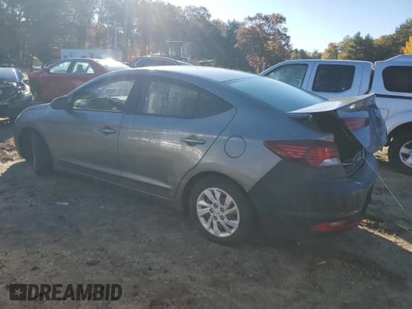 ✅ 2019 Hyundai Elantra SE • VIN: 5NPD74LF5KH464072 • Lot: 89895255. Listed on Copart with 113,395 mi. Free auction sales archive from the USA and detailed vehicle history report at DreamBid. Image 2.