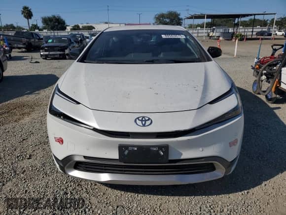 2023 Toyota Prius XSE Premium with VIN JTDACACU1P3007855, listed as a Copart auction lot 80563675 with 7,111 mi miles and Salvage title. Bid and sale history available at DreamBid. Image 5.
