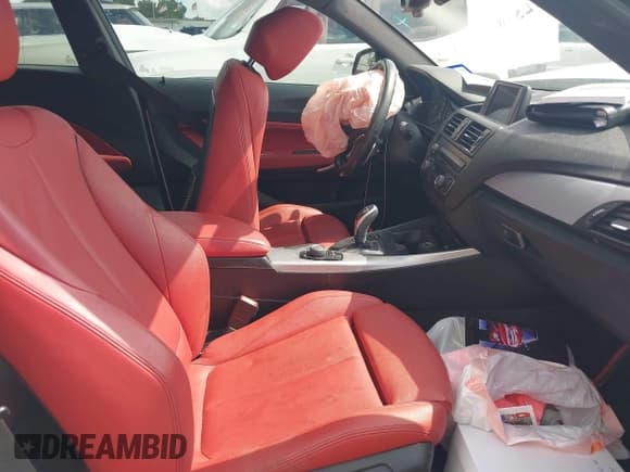 ✅ 2014 BMW 2 Series 228i • VIN: WBA1F5C5XEV246052 • Lot: 42357661. Wystawiony na IAAI z przebiegiem 104 707 mil. Bezpłatny archiwum sprzedaży aukcyjnych z USA i szczegółowy raport historii pojazdu na DreamBid. Zdjęcie 5.