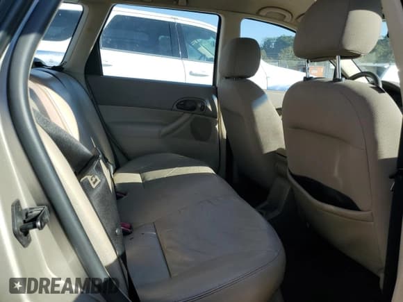 ✅ 2006 Ford Focus SE • VIN: 1FAHP36N46W176337 • Lot: 85678285. Listed on Copart with 166,195 mi. Free auction sales archive from the USA and detailed vehicle history report at DreamBid. Image 10.