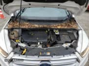 ✅ 2017 Ford Escape SE • VIN: 1FMCU0GD9HUD26468 • Lot: 93526705. Wystawiony na Copart z przebiegiem 89 076 mil. Bezpłatny archiwum sprzedaży aukcyjnych z USA i szczegółowy raport historii pojazdu na DreamBid. Zdjęcie 12.