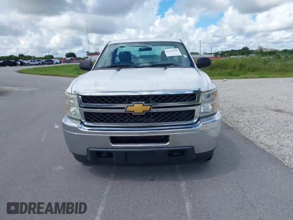 ✅ 2013 Chevrolet Silverado 2500HD Work Truck • VIN: 1GC0CVCG7DF156942 • Lot: 42725390. Wystawiony na IAAI z przebiegiem 177 154 mil. Bezpłatny archiwum sprzedaży aukcyjnych z USA i szczegółowy raport historii pojazdu na DreamBid. Zdjęcie 12.