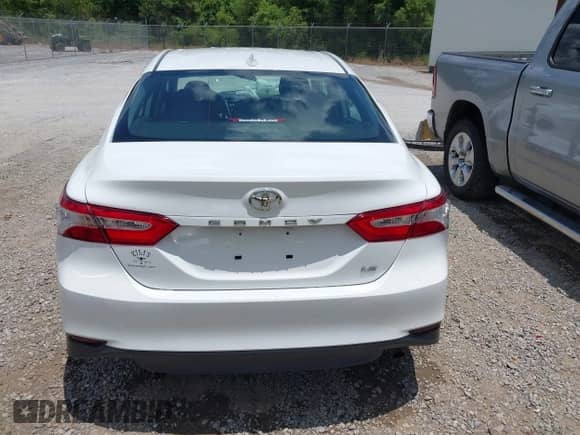 2020 Toyota Camry LE with VIN 4T1C11AK3LU952922, listed as a IAAI auction lot 42738055 with 90,401 mi miles and . Bid and sale history available at DreamBid. Image 16.