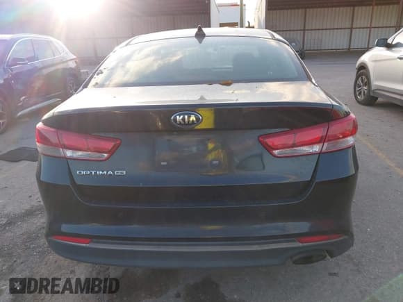 ✅ 2018 Kia Optima LX • VIN: 5XXGT4L33JG223751 • Lot: 43704339. Listed on IAAI with 288,861 mi. Free auction sales archive from the USA and detailed vehicle history report at DreamBid. Image 16.