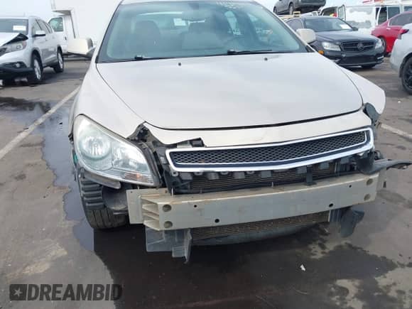 2010 Chevrolet Malibu 1LT z VIN 1G1ZC5EB0AF323011, wystawiony jako IAAI lot #43424255 z przebiegiem 116 375 mil mil oraz . Historia ofert i sprzedaży dostępna na DreamBid. Obrazek 18.