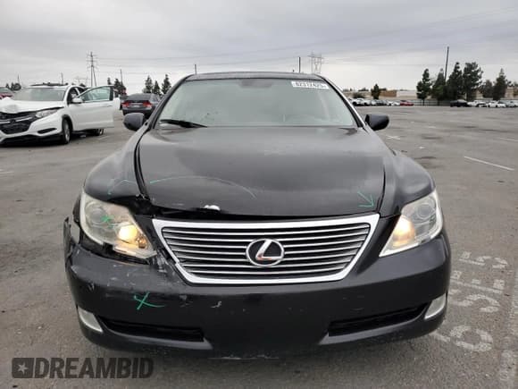 ✅ 2007 Lexus LS 460 • VIN: JTHBL46F275011015 • Lot: 82312425. Wystawiony na Copart z przebiegiem 101 700 mil. Bezpłatny archiwum sprzedaży aukcyjnych z USA i szczegółowy raport historii pojazdu na DreamBid. Zdjęcie 5.
