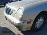 ✅ 2001 Mercedes-Benz E 320/430 4 Matic • VIN: WDBJH82J91X047570 • Лот: 42891827. Опубликован ранее на IAAI с пробегом 245 119 миль. Бесплатный доступ к архиву аукционных продаж из США и подробный отчёт об истории автомобиля на DreamBid. Изображение 6.
