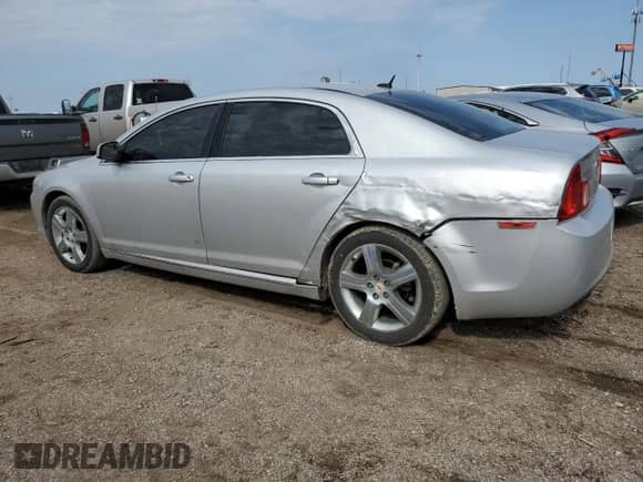 2011 Chevrolet Malibu 2LT z VIN 1G1ZD5E14BF375943, wystawiony jako Copart lot #65962214 z przebiegiem 184 548 mil mil oraz Szkoda całkowita • Salvage title. Historia ofert i sprzedaży dostępna na DreamBid. Obrazek 2.