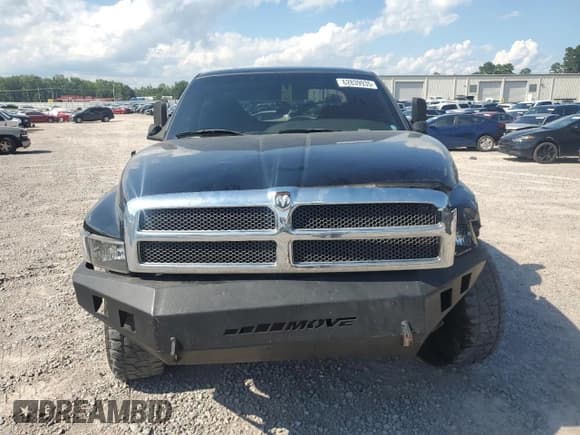 ✅ 2000 Dodge 2500 • VIN: 3B7KC2369YG159022 • Lot: 62839935. Listed on Copart with 267,277 mi. Free auction sales archive from the USA and detailed vehicle history report at DreamBid. Image 5.