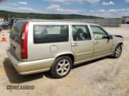 ✅ 1999 Volvo V70 • VIN: YV1LW55A2X2555888 • Лот: 58222784. Опубликован ранее на Copart с пробегом 205 133 миль. Бесплатный доступ к архиву аукционных продаж из США и подробный отчёт об истории автомобиля на DreamBid. Изображение 3.