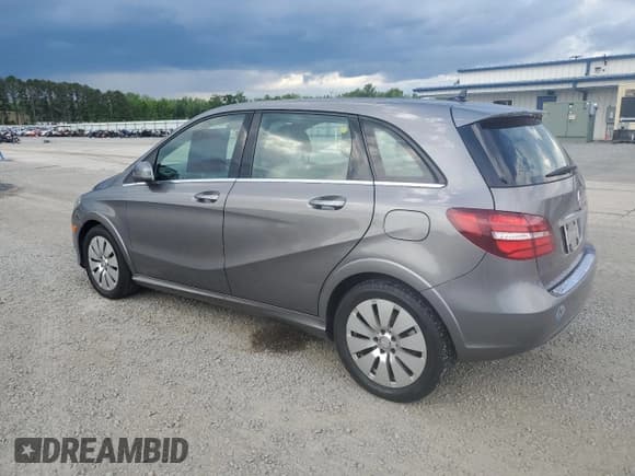 ✅ 2015 Mercedes-Benz B Electric Drive • VIN: WDDVP9AB2FJ004291 • Лот: 56779505. Опубликован ранее на Copart с пробегом 101 846 миль. Бесплатный доступ к архиву аукционных продаж из США и подробный отчёт об истории автомобиля на DreamBid. Изображение 2.