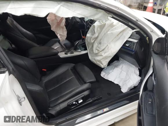 ✅ 2017 BMW 2 Series 230i xDrive • VIN: WBA2H9C38HV986837 • Лот: 42458516. Опубликован ранее на IAAI с пробегом 112 085 миль. Бесплатный доступ к архиву аукционных продаж из США и подробный отчёт об истории автомобиля на DreamBid. Изображение 5.