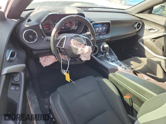 ✅ 2021 Chevrolet Camaro 1LT • VIN: 1G1FB1RS9M0137547 • Lot: 93377835. Listed on Copart with 72,714 mi. Free auction sales archive from the USA and detailed vehicle history report at DreamBid. Image 8.