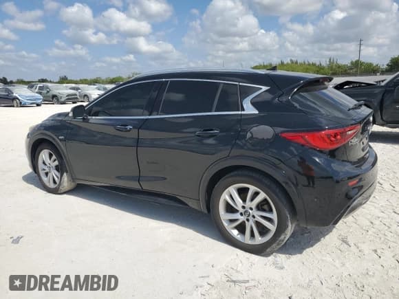 ✅ 2018 Infiniti QX30 Premium • VIN: SJKCH5CPXJA002469 • Lot: 53896865. Wystawiony na Copart z przebiegiem 65 174 mil. Bezpłatny archiwum sprzedaży aukcyjnych z USA i szczegółowy raport historii pojazdu na DreamBid. Zdjęcie 2.