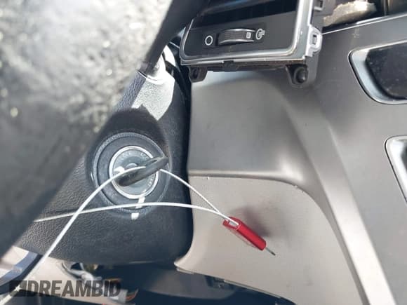 ✅ 2015 Hyundai Sonata SE • VIN: 5NPE24AF6FH170479 • Лот: 43137525. Опубликован ранее на IAAI с пробегом 159 524 миль. Бесплатный доступ к архиву аукционных продаж из США и подробный отчёт об истории автомобиля на DreamBid. Изображение 11.