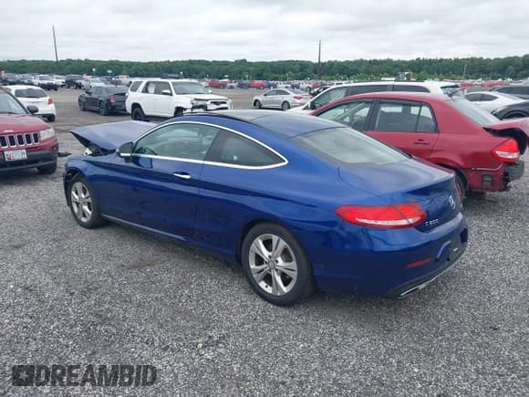 ✅ 2017 Mercedes-Benz C 300 • VIN: WDDWJ4KB1HF337238 • Lot: 42835904. Listed on IAAI with 103,527 mi. Free auction sales archive from the USA and detailed vehicle history report at DreamBid. Image 3.