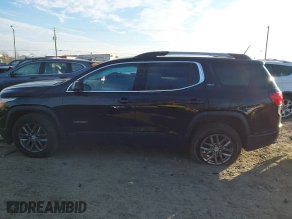 ✅ 2017 GMC Acadia SLT • VIN: 1GKKNULS1HZ315240 • Lot: 43769169. Listed on IAAI with 103,813 mi. Free auction sales archive from the USA and detailed vehicle history report at DreamBid. Image 14.