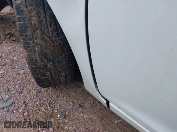 ✅ 2013 Hyundai Elantra GLS • VIN: 5NPDH4AE2DH366742 • Lot: 42743853. Listed on IAAI with 152,359 mi. Free auction sales archive from the USA and detailed vehicle history report at DreamBid. Image 14.