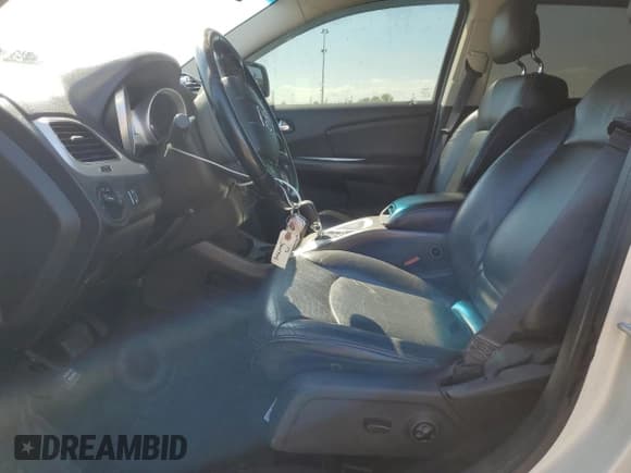 ✅ 2015 Dodge Journey R/T • VIN: 3C4PDDEG1FT684679 • Lot: 84645995. Listed on Copart with 145,790 mi. Free auction sales archive from the USA and detailed vehicle history report at DreamBid. Image 7.