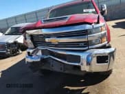 ✅ 2018 Chevrolet Silverado 2500HD LTZ • VIN: 1GC1KWEY3JF133723 • Лот: 89482145. Опубликован ранее на Copart с пробегом 212 563 миль. Бесплатный доступ к архиву аукционных продаж из США и подробный отчёт об истории автомобиля на DreamBid. Изображение 13.