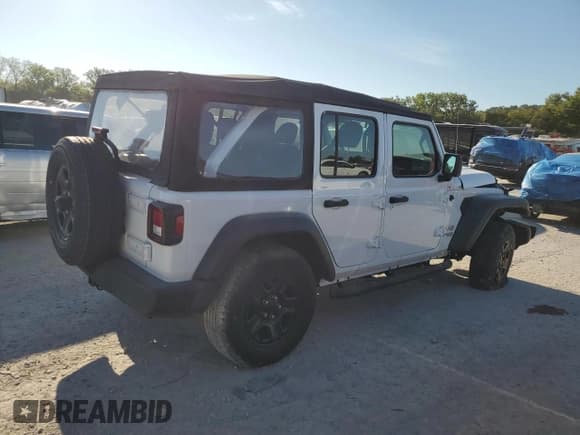 ✅ 2020 Jeep Wrangler Unlimited Sport • VIN: 1C4HJXDN6LW323114 • Lot: 71661604. Wystawiony na Copart z przebiegiem 56 325 mil. Bezpłatny archiwum sprzedaży aukcyjnych z USA i szczegółowy raport historii pojazdu na DreamBid. Zdjęcie 3.