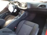 ✅ 2016 Dodge Challenger SXT Plus • VIN: 2C3CDZAG5GH280204 • Lot: 76968593. Wystawiony na Copart z przebiegiem 102 138 mil. Bezpłatny archiwum sprzedaży aukcyjnych z USA i szczegółowy raport historii pojazdu na DreamBid. Zdjęcie 8.