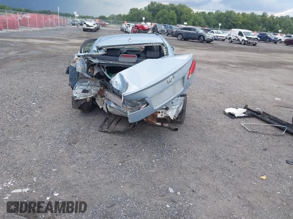 ✅ 2011 Lexus IS 250 • VIN: JTHCF5C21B5046401 • Lot: 42546457. Listed on IAAI with 144,679 mi. Free auction sales archive from the USA and detailed vehicle history report at DreamBid. Image 15.