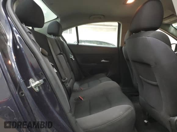 2014 Chevrolet Cruze 1LT z VIN 1G1PC5SB2E7278505, wystawiony jako Copart lot #83827075 z przebiegiem 144 232 mil mil oraz Czysty tytuł • Clean title. Historia ofert i sprzedaży dostępna na DreamBid. Obrazek 10.