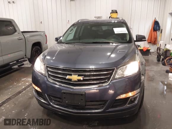 ✅ 2014 Chevrolet Traverse LT • VIN: 1GNKRGKD6EJ244008 • Lot: 43509737. Wystawiony na IAAI z przebiegiem 101 140 mil. Bezpłatny archiwum sprzedaży aukcyjnych z USA i szczegółowy raport historii pojazdu na DreamBid. Zdjęcie 12.
