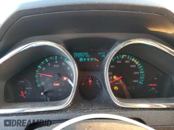 ✅ 2010 Chevrolet Traverse 1LT • VIN: 1GNLRFED4AJ268988 • Lot: 71664964. Wystawiony na Copart z przebiegiem 179 777 mil. Bezpłatny archiwum sprzedaży aukcyjnych z USA i szczegółowy raport historii pojazdu na DreamBid. Zdjęcie 9.