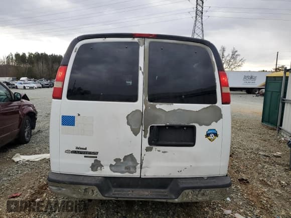 ✅ 2008 Chevrolet Express Passenger • VIN: 1GAHG39K081124644 • Lot: 87308444. Listed on Copart with 272,697 mi. Free auction sales archive from the USA and detailed vehicle history report at DreamBid. Image 6.