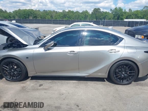 ✅ 2023 Lexus IS 500 F Sport Performance • VIN: JTHAP1D27P5004317 • Lot: 42246253. Wystawiony na IAAI z przebiegiem 42 159 mil. Bezpłatny archiwum sprzedaży aukcyjnych z USA i szczegółowy raport historii pojazdu na DreamBid. Zdjęcie 14.