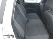 ✅ 2008 Chevrolet Aveo LS • VIN: KL1TD66698B254717 • Lot: 41540925. Wystawiony na IAAI z przebiegiem 137 597 mil. Bezpłatny archiwum sprzedaży aukcyjnych z USA i szczegółowy raport historii pojazdu na DreamBid. Zdjęcie 8.